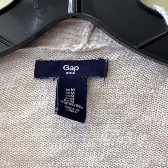 Gap cardigan sweater size M. - Picture 3 of 5